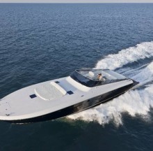 Новый круизный катер Itama 62 от итальянской верфи