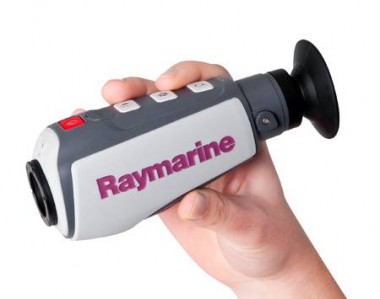 Raymarine выпускает два новых портативных тепловизора