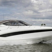 Польская верфь представляет катер круизный Galeon 385 Htl