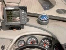 Эхолот Lowrance. Модель X-71
