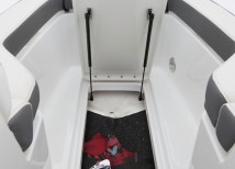 240 Sundeck Outboard