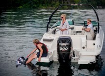 240 Sundeck Outboard