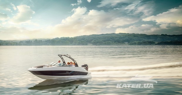 240 Sundeck Outboard