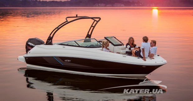 240 Sundeck Outboard